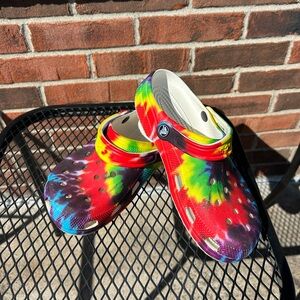Unisex Colorful Tie Dye CROCS Women’s Sz 8 Men’s Sz 6 EUC